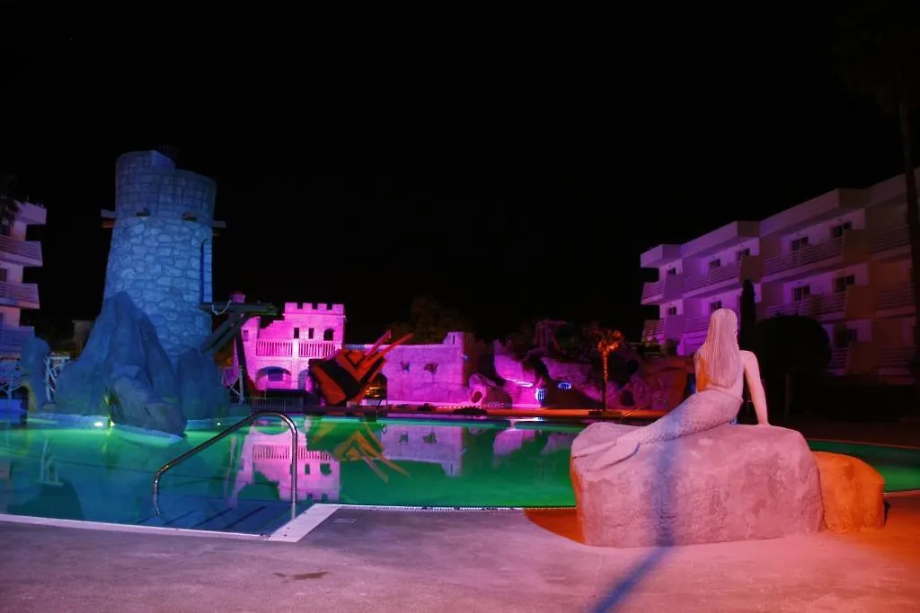 Pirates Village Santa Ponsa
